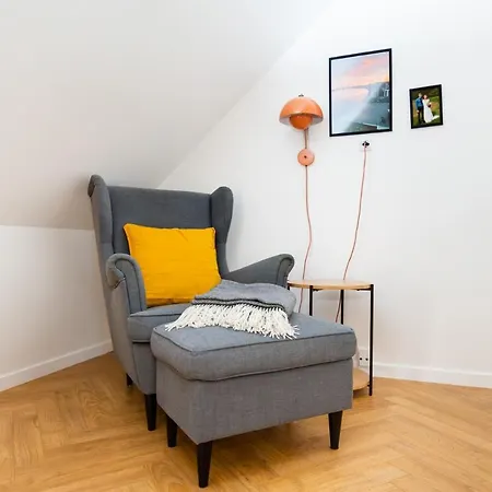 Apartment 2-etagers Luksus Lejlighed I Vestbyen